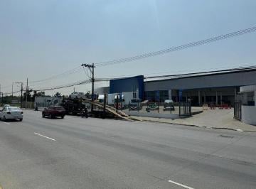 Local comercial · 5301m² · 100 Estacionamientos · Local Comercial en Via Daule