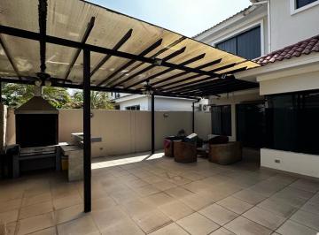 Casa de 4 habitaciones, Guayaquil · Samborondon Km 7 Vista Sol Casa en Venta