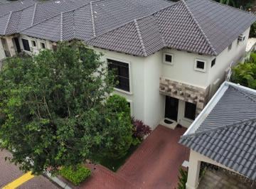 Casa de 3 habitaciones, Guayaquil · Bosques de La Costa Vendo Villa