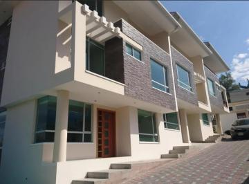 Casa de 4 habitaciones, Quito · Oportunidad Mejor Precio del Sector, Sector Pomasqui, Huertos del Frances