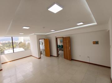 Consultorio de 2 habitaciones, Quito · Vendo Consultorio (Complejo Medico) Av República y Eloy Alfaro.