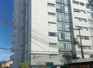 Departamento de 3 habitaciones, Quito · Departamento en Venta Sector 3 Dorm. Universidades Puce