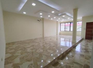 comedor y sala · Casa Remodelada con Amplio Terreno y Seguridad 24/7 en Alborada 10 Ma Etapa