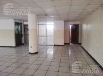Oficina comercial · 240m² · 4 Estacionamientos · Guayaquil - Urdesa - Oficinas de 240 m² en Arriendo