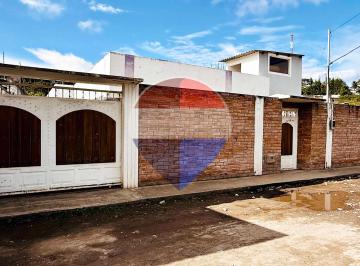 Casa de 3 habitaciones, Ibarra · Casa en Venta en Ibarra - Sector Los Soles