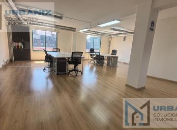 Oficina comercial · 67m² · 4 Estacionamientos · Oficina en El Bosque