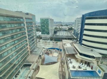 Oficina comercial de 4 habitaciones, Guayaquil · Trade Building, Oficina en Venta