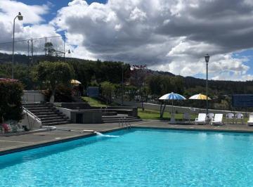 Departamento de 2 habitaciones, Quito · Renta Departamento 2 Dorm. con Jardin en Cumbaya en Conjunto con Seguridad