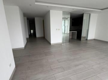 Departamento de 3 habitaciones, Guayaquil · Vive Frente Al Río, con Estilo y Comodidad