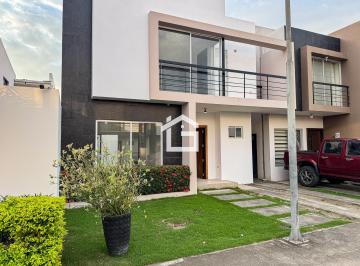 Casa , Machala · Casa en Venta o Alquiler en Urbanización Celessia, Modelo Aqua, Machala