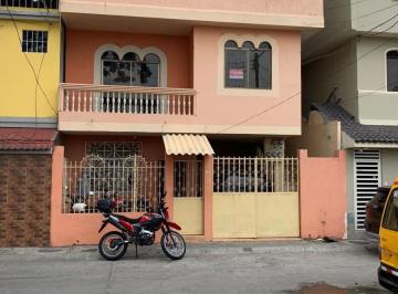 Casa de 7 habitaciones, Guayaquil · Rentera, Norte de Guayaquil, Guayacanes, 2 Departamentos y 2 Suites, de Oportunidad