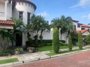 Casa de 5 habitaciones, Guayaquil · Hermosa Casa de Venta en Terranostra