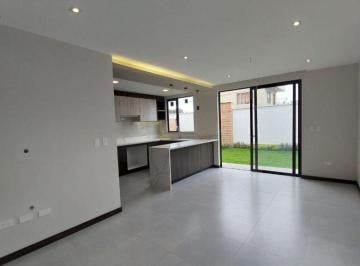 Bodega-Galpón , Quito · Casa de Venta en Puembo Conjunto Privado Cerca Parque Central a Precio de Oportunidad