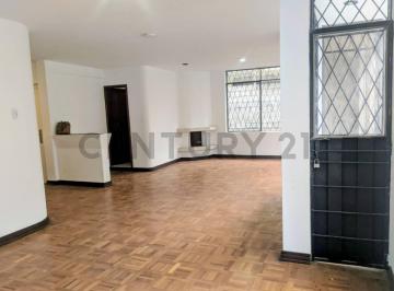Departamento · 190m² · 4 Habitaciones · 1 Estacionamiento · Departamento Amplio en Venta Frente Al Condado Shopping