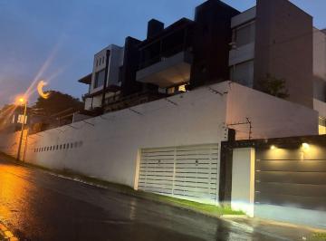 FACHADA · ¡Oportunidad Única Oficina o Bodega en Alquiler en El Corazón de Cumbayá!