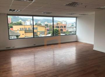 Oficina comercial , Quito · Oficina de Renta Sector 12 de Octubre, 100 m², Vista, 2 Parqueos, Edificio Corporativo con Seguridad