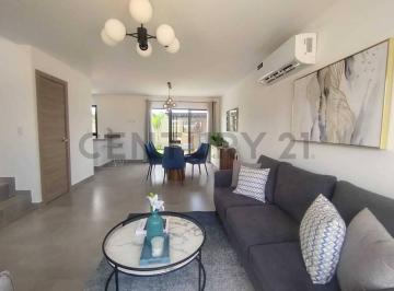 Casa · 94m² · 4 Habitaciones · 1 Estacionamiento · Proyecto Cimabela Venta de Casas en La Joya Cerca de Zona Comercial Ma.