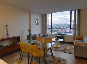 Suite de 1 habitación, Quito · Shyris Arriendo Lunda Suite Amoblada, Vista, Amenities