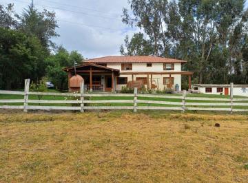 Terreno / Lote · 110000m² · 5 Habitaciones · Terreno en Venta Sector Cayambe