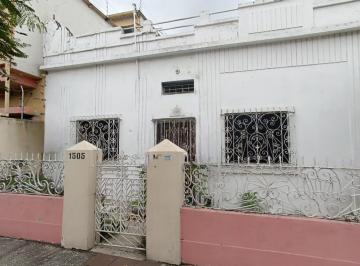 Casa · 154m² · Casa en Venta en Padre Solano Entre Esmeraldas y José Mascote Gins