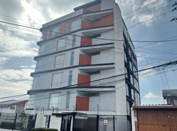 Departamento de 3 habitaciones, Quito · En Venta Depto de 3 Dorm 5to Piso Ascensor, Sector Andalucia Cerca La Concepcion, Bicentenario
