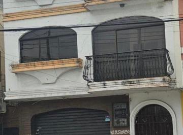 Casa de 3 habitaciones, Guayaquil · Casa Comercial y Rentera a La Venta Sobre Av Principal Garzota