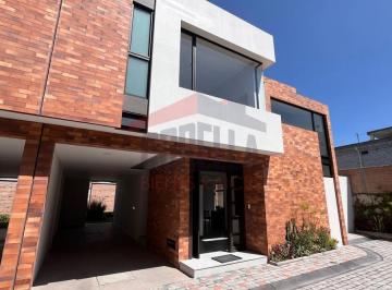 Casa · 161m² · 3 Habitaciones · 2 Estacionamientos · Casas a Estrenar en Puembo | Vive Rodeado de Naturaleza y Confortdesde $195.264 Entrega Inmediata