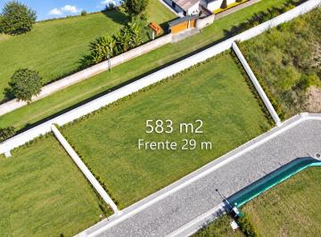 Terreno / Lote · 588m² · Puembo - Sector La Gruta 588.61 m² en Venta Terreno Unifamiliar Cos 100%