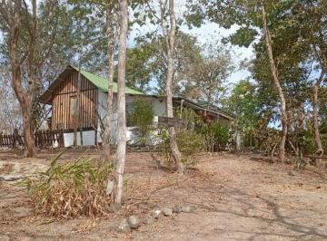 Casa de 2 habitaciones, Jama · Se Vende Propiedad Ubicada a 7 Minutos del Mar, en Playa "Don Juan" (Jama - Manabí).