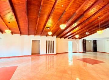 Local comercial · 250m² · 2 Habitaciones · 1 Estacionamiento · La Pradera, Local Comercial en Renta, 250 m², 4 Baños, Uso Comercial