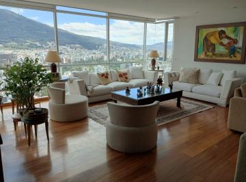 Departamento de 3 habitaciones, Quito · Vendo Hermoso y Exclusivo Dpto. Terraza Cubierta, Vista. González Suárez