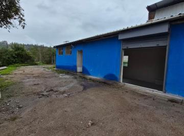 Bodega-Galpón · 80m² · 4 Estacionamientos · Arriendo Bodega en Pusuqui Pomasqui Manuel Cordova Galazar