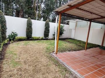 Casa de 3 habitaciones, Quito · Renta Casa Valle de Los Chillos