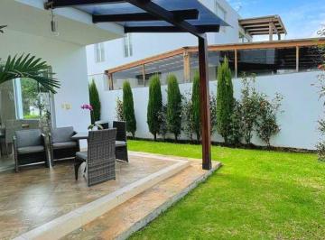 Casa de 3 habitaciones, Quito · Casa de Venta en Tumbaco Urbanizacion La Viña