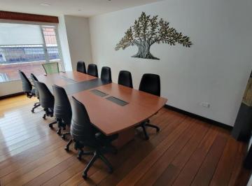 Oficina comercial , Quito · Oficina de Venta en El Sector Republica de El Salvador de 133 m con Divisiones