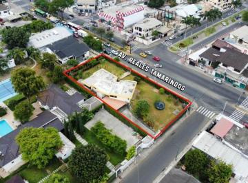 Casa de 4 habitaciones, Portoviejo · Casa de Venta en Portoviejo Av Reales Tamarindos H/m