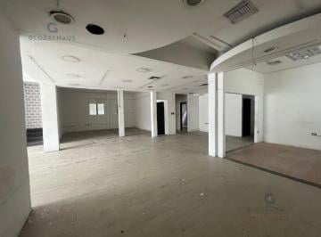 Edificio-Hotel-Fabrica · 375m² · 10 Habitaciones · 2 Estacionamientos · Venta/alquiler de Edificio Comercial con Tres Locales Amplios en Urdesa Av Victor Emilio Estrada. Mh