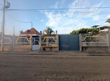 Casa de 2 habitaciones, Machala · En Venta Casa con Terreno, San Estuardo, Machala