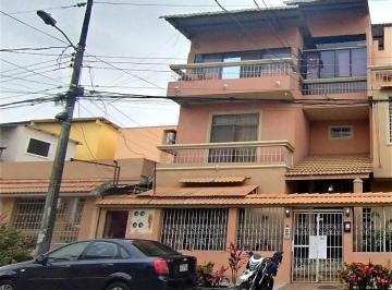 Casa · 347m² · 6 Habitaciones · Casa en Venta en Urdenor 1 Estf