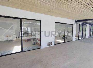 Local comercial · 10m² · 18 Estacionamientos · Local en Renta Plaza Nueva Tumbaco