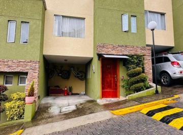 Casa de 3 habitaciones, Quito · Casa en Venta de Tres Pisos en Condado Alto