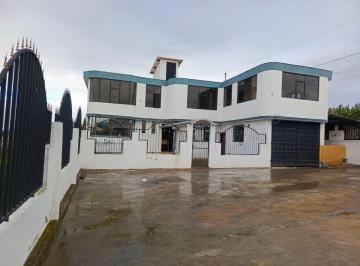 Casa · 938ha · 2 Habitaciones · 10 Estacionamientos · Casa en Renta en Benítez. Pelileo