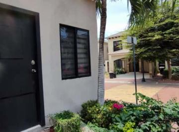 Departamento · 30m² · 1 Habitación · 1 Estacionamiento · Suite en Alquiler Full Amoblada Ideal Para Ejecutivos en Urb. Bosques de La Costa, Vía a La Costa