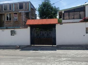 Terreno / Lote , Quito · Vendo Linda Propiedad con Árboles Frutales y 3 Casas en Guayllabamba Urb Doña Ana
