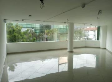 Oficina comercial , Guayaquil · Oficina de Alquiler en Urdesa, Ave Víctor Emilio Estrada, 54 m².