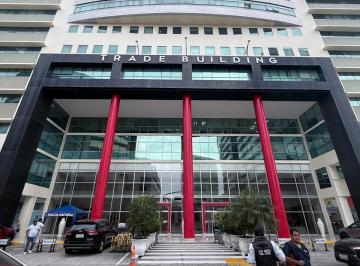 Oficina comercial de 2 habitaciones, Guayaquil · Venta de Oficina en Edificio Trade Building Torre B Piso 6