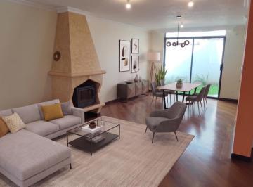 Casa · 150m² · 3 Habitaciones · 2 Estacionamientos · Vendo Casa Conjunto, Seguridad, Santa Lucia, Quito
