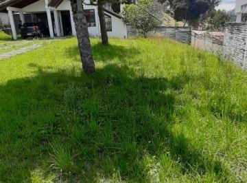 Terreno / Lote de 3 habitaciones, Quito · Oportunidad Vendo Terreno con Casa Antigua - Sector Batan Alto