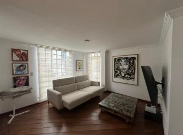 Departamento de 3 habitaciones, Quito · Departamento Duplex de 3 Dorm. con Jardin