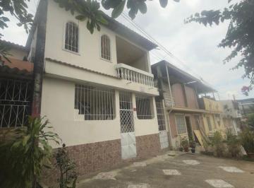Casa de 4 habitaciones, Guayaquil · Venta de Casa Rentera en Cdla. Los Geranios II, Norte de Guayaquil